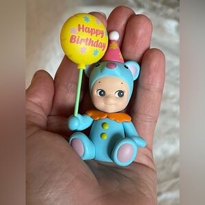 Birthday Gift Bear Sonny Angel (Blue)